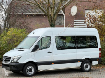 Minibús Mercedes