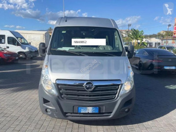 Autobús minibús Opel
