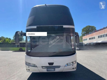 Градски автобус Neoplan Skyliner