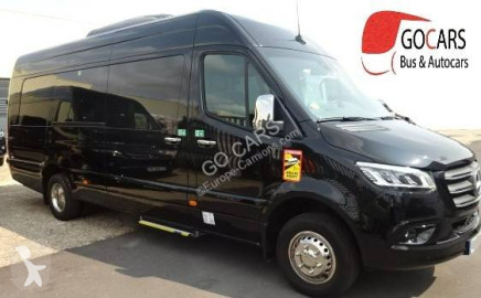 Autobus minibus Mercedes