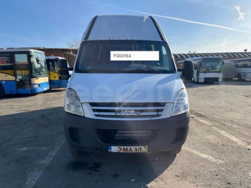 Autobús minibús Iveco