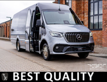 Autobús minibús Mercedes nuevo