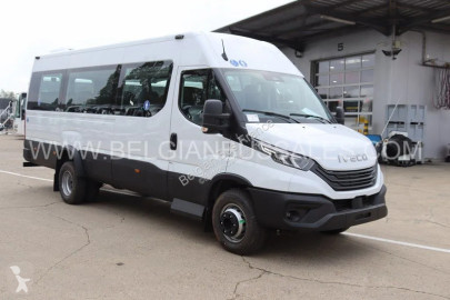 Autobús minibús Iveco nuevo