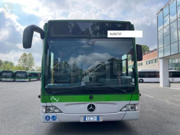Autobús Mercedes