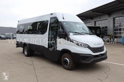 Autobús minibús Iveco nuevo