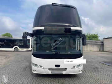 Градски автобус Neoplan Skyliner