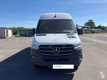Autobús minibús Mercedes