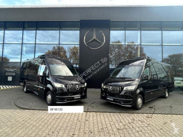 Autobus interurbain Mercedes neuf