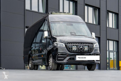 Autobus interurbain Mercedes neuf