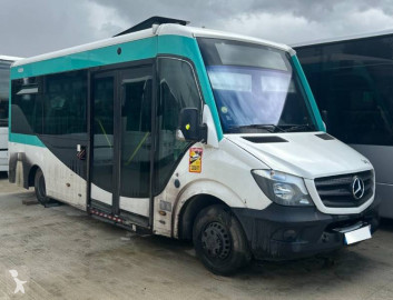 Minibús Mercedes