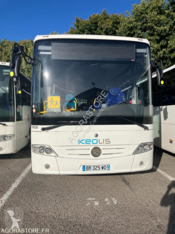 Camioneta de linha Mercedes