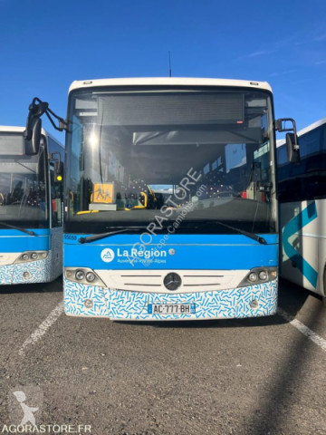 Camioneta de linha Mercedes