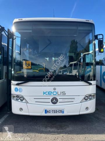 Camioneta de linha Mercedes