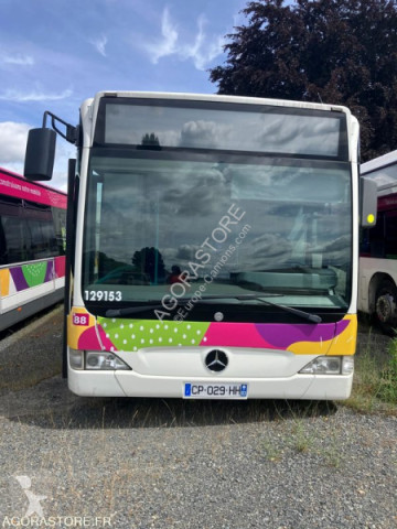 Camioneta de linha Mercedes