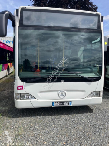 Camioneta de linha Mercedes