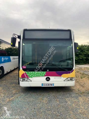 Camioneta de linha Mercedes