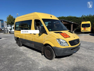 Autobus minibus Mercedes