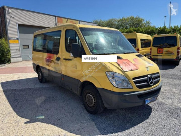 Autobus minibus Mercedes