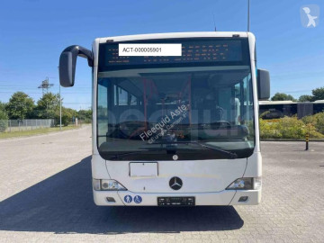 Autobús interurbano Mercedes