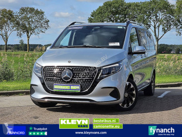 Minibus Mercedes