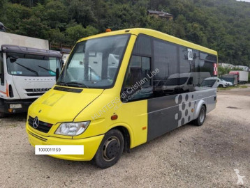 Minibus Mercedes