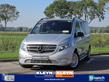 Minibus Mercedes