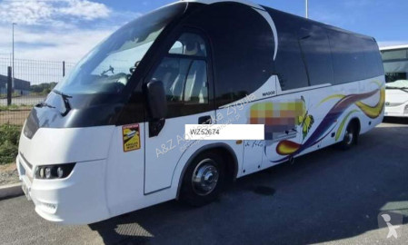 Microbuz Iveco
