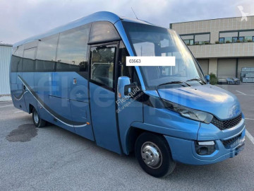 Iveco minibus