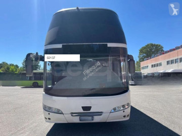 Neoplan Skyliner bus