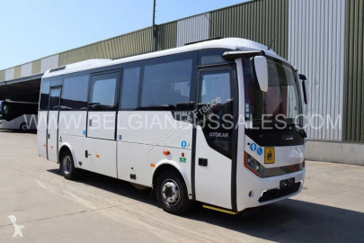 Autobussen Otokar Navigo U / 7.8m / Lift / Manual / Airco / 3X UNITS
