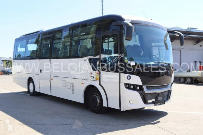Autobussen minibus Iveco