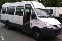Autobús Iveco Daily 50C18 midibus usado
