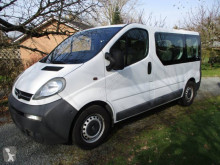 Opel vivaro 9 pl minibus usada