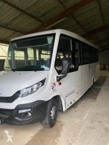 Iveco Daily minibus usada
