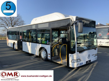 Autobús interurbano Mercedes