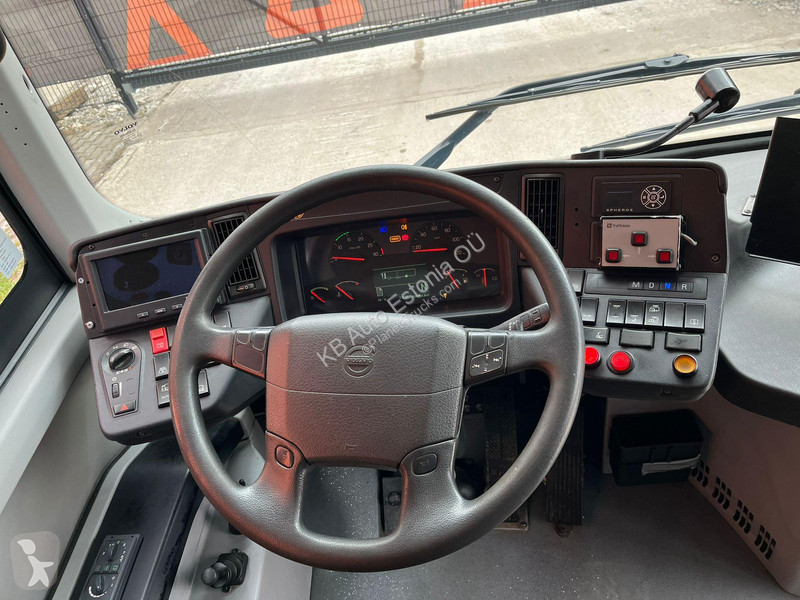 باص Volvo B8R LE 6x2*4 44 SEATS + 53 STANDING /...