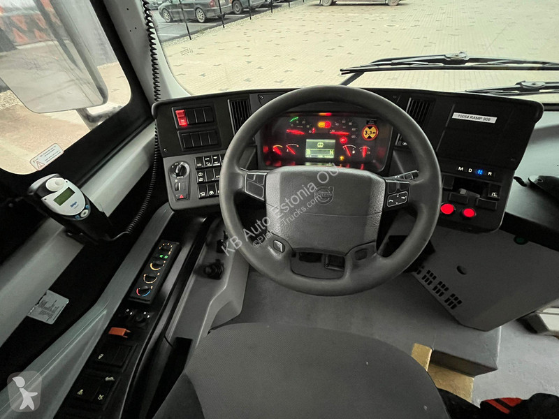 باص Volvo B8RLE 6x2 AC / AUXILIARY HEATER /...