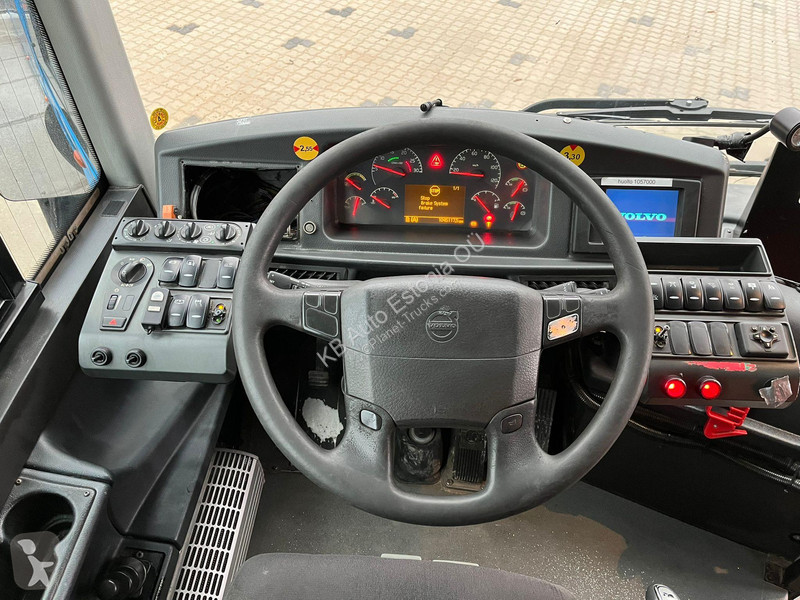 Градски автобус Volvo B12B 0 6x2*4 EURO 5 / AC...