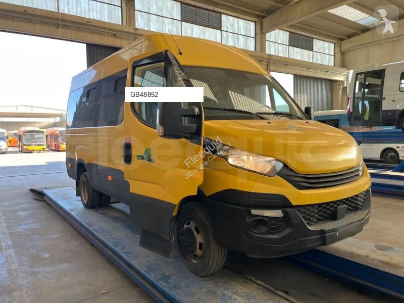 حافلة Iveco Daily