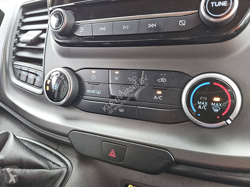 Градски автобус Ford 2.0 L2H1 2x Airco 9-Pers
