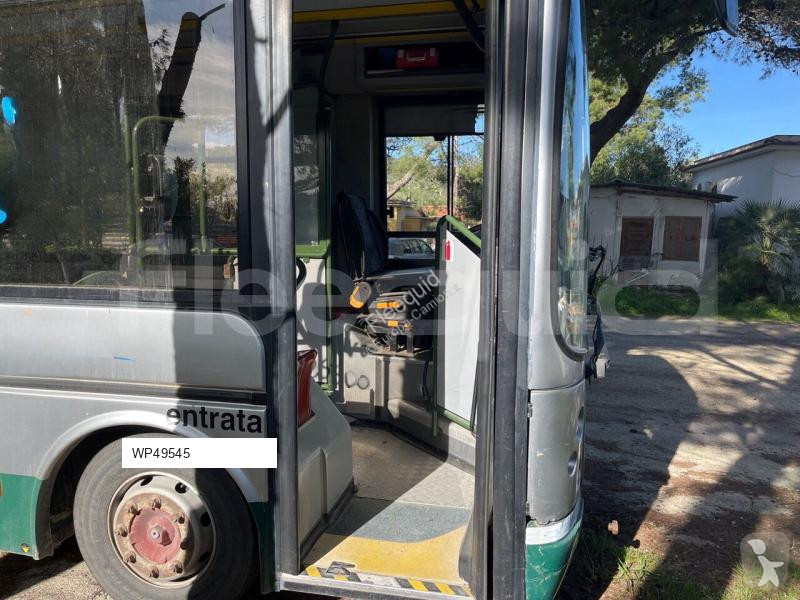 باص Iveco Cacciamali