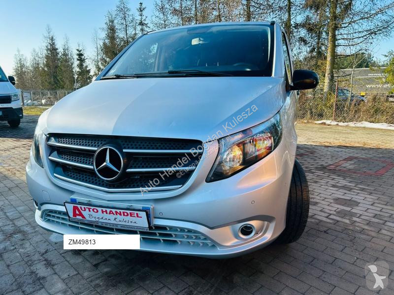 باص Mercedes
