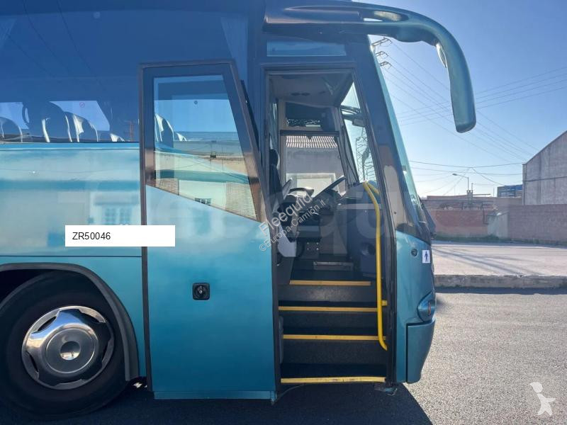 باص Irizar i6