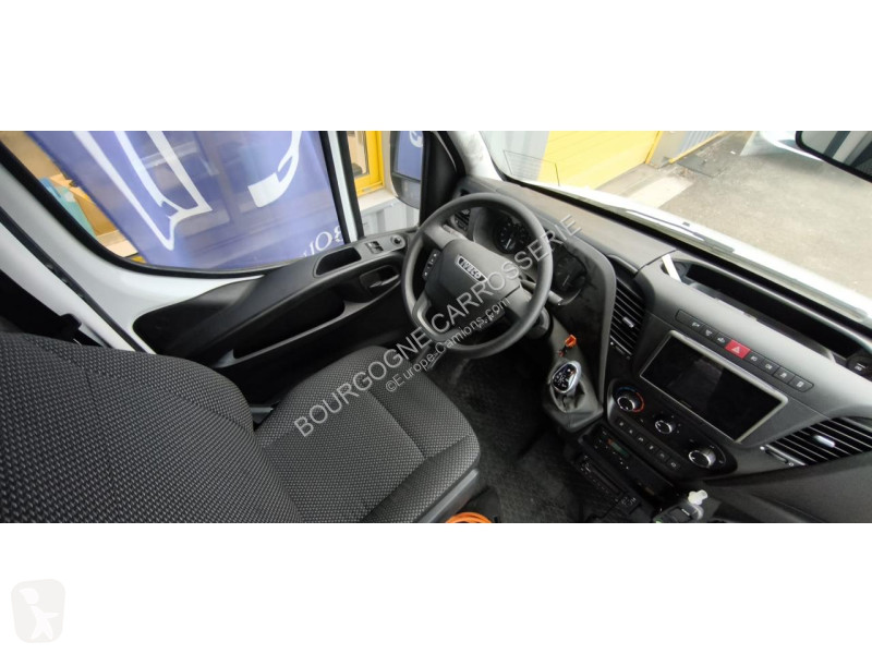 باص Iveco DAILY 50C80E
