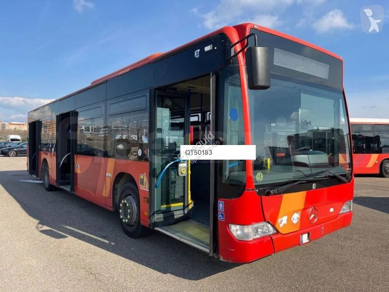 باص Mercedes