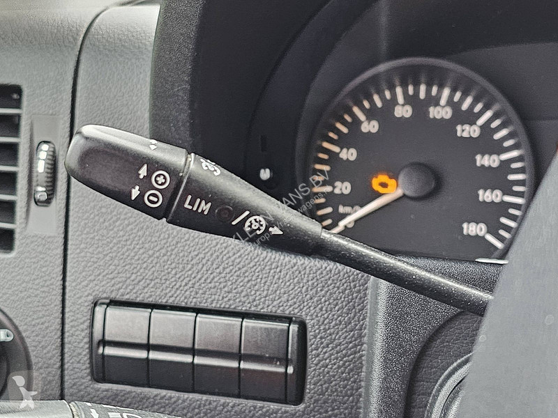 Furgoneta Mercedes 213 ac 9-pers EURO6