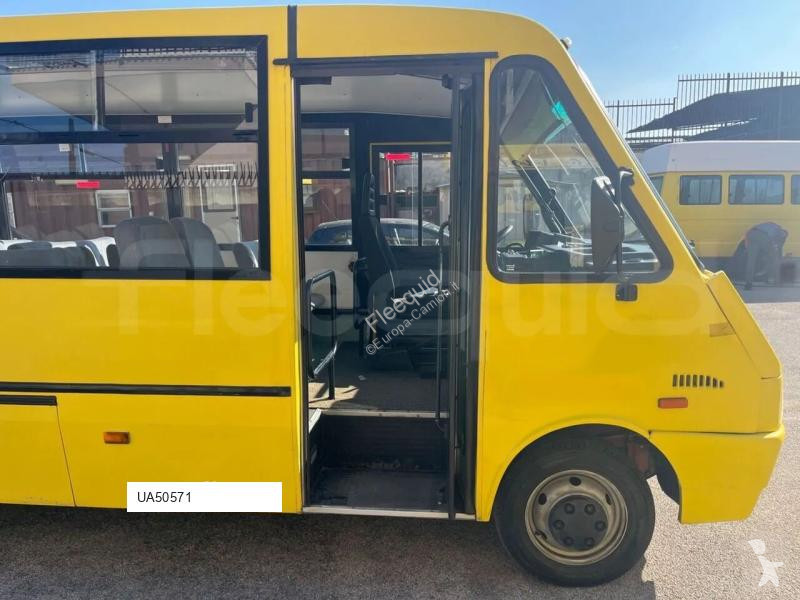 باص Iveco Cacciamali
