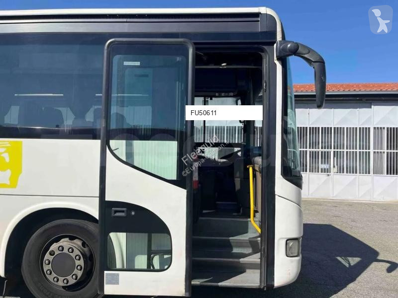 باص Irisbus
