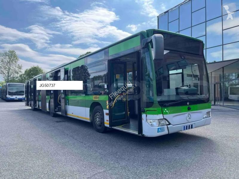 Autobuz Mercedes
