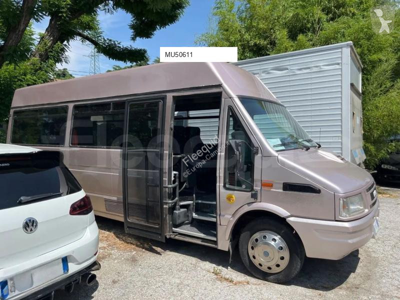 باص Iveco